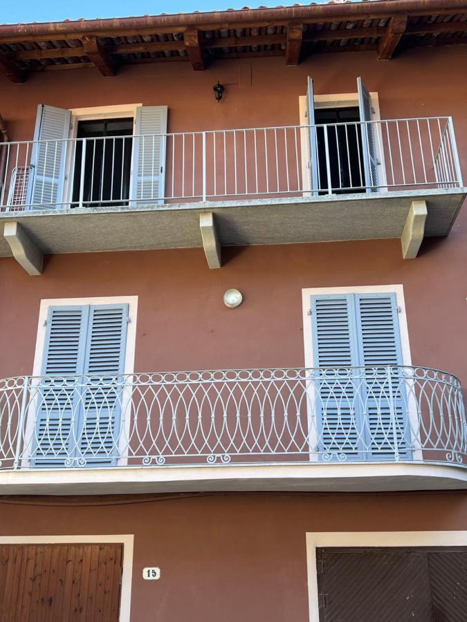 Appartement Il Vicolo à Revello Extérieur photo