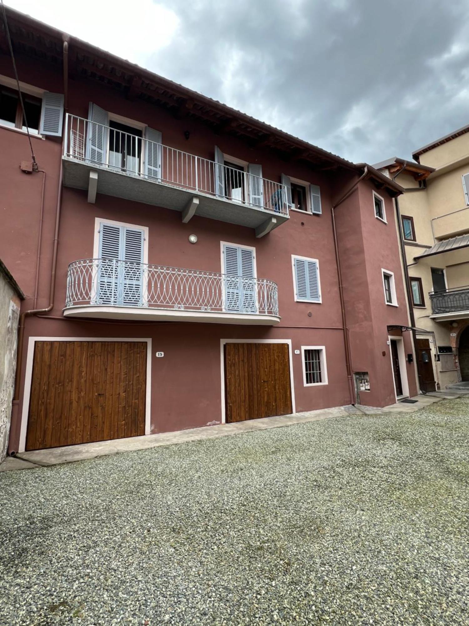 Appartement Il Vicolo à Revello Extérieur photo